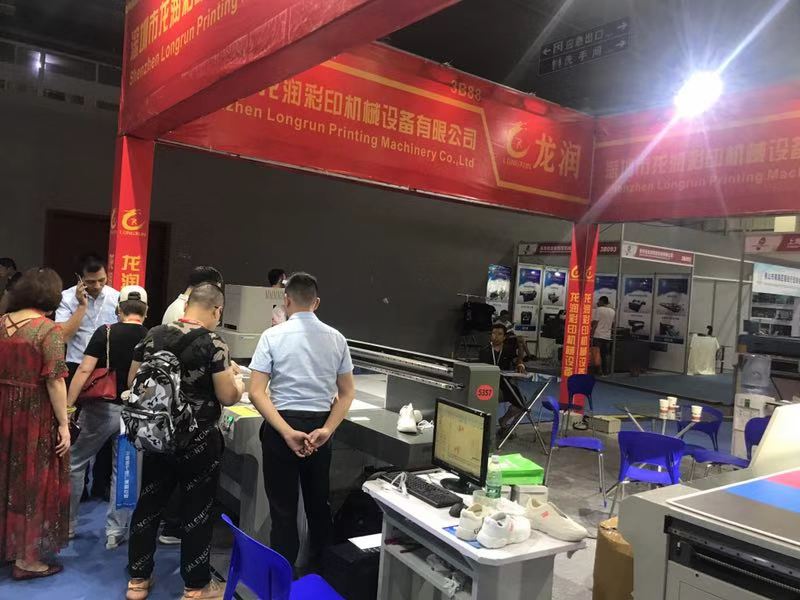 UV打印機(jī)|UV平板打印機(jī)|萬能打印機(jī)|平板打印機(jī)|UV機(jī)|龍潤(rùn)|8d|彩印機(jī)|平板打印機(jī)價(jià)格|萬能打印機(jī)價(jià)格|萬能彩印機(jī)|UV平板機(jī)|uv打印機(jī)價(jià)格|uv打印機(jī)多少錢|uv打印機(jī)多少錢一臺(tái)